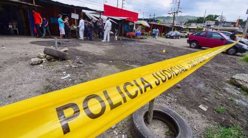 Los dueños de negocios o familias de Guayaquil son amenazadas de muerte por los extorsionadores si no pagan el dinero solicitado. Foto: Archivo / EL COMERCIO.