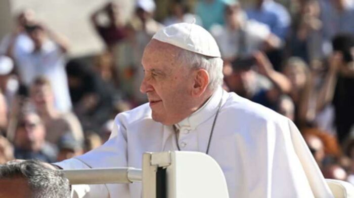 Papa Francisco pidió nuevamente que detengan la guerra. Foto: EFE