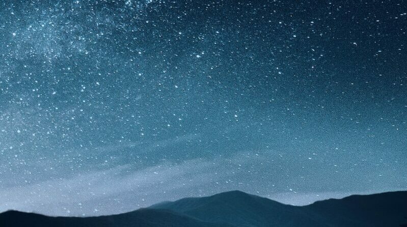 Vestigios de las primeras estrellas del Universo son estudiadas por un laboratorio en Chile. Foto: Pexels.