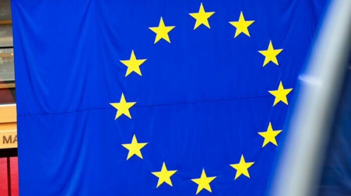 La Unión Europea tramitará una ley que tratará las problemáticas de medios de comunicación. Foto: Pexels.