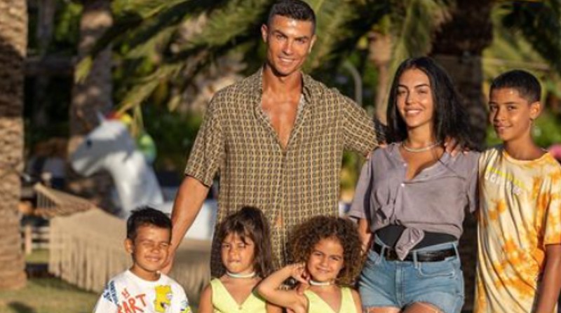 La familia de Cristiano Ronaldo atravesó un difícil momento cuando uno de los mellizos no sobrevivió. Foto: Instagram Georgina