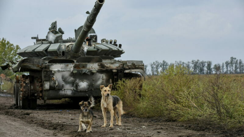 La invasión rusa en Ucrania continúa con ataques que han llegado a afectar a población civil. Foto: EFE.