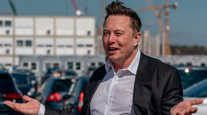 Elon Musk oficializó la compra de Twitter el viernes 28 de octubre de 2022. Foto: EFE