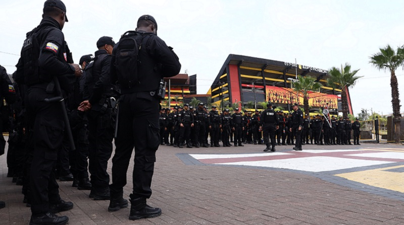El plan de seguridad contempla desplegar a 2 300 policias por la final de la Copa en el Estadio Monumental. Foto: Cortesía Policía