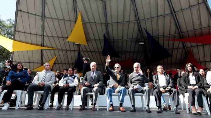Imagen referencial. El presidente de Ecuador, Guillermo Lasso presentó el primer grupo de preguntas en un evento que lo desarrolló con la presencia de representantes ciudadanos. Twitter