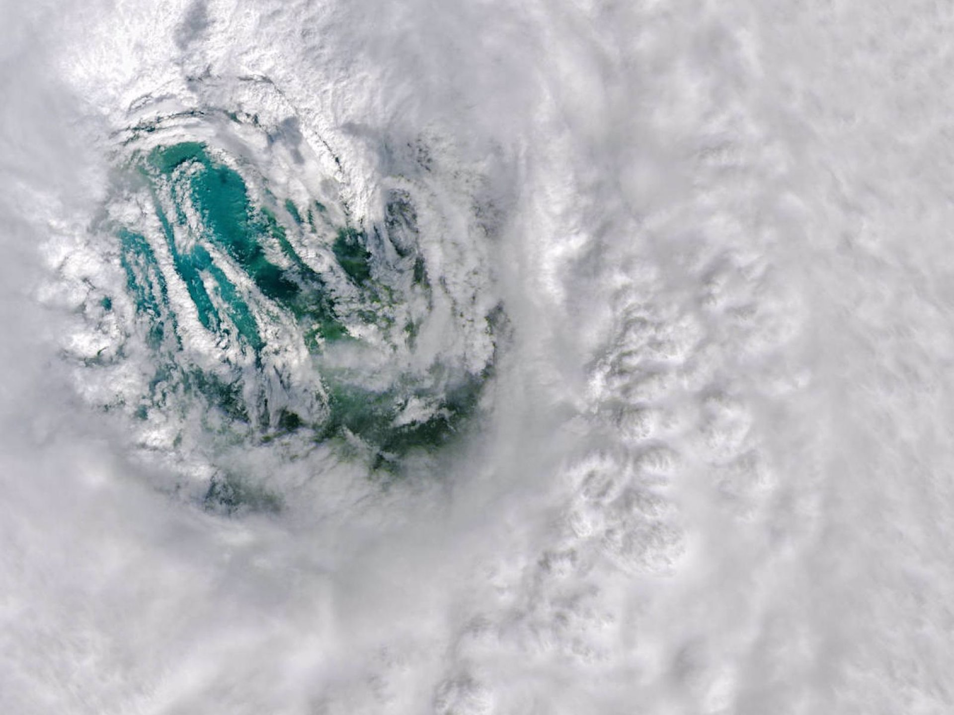 Ojo del huracán Ian visto desde el espacio. Foto: Nasa