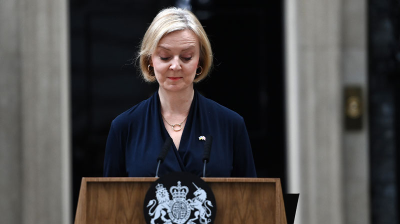 Liz Truss dimitió como primera ministra británica en menos de dos meses de ocupar el cargo. Foto: EFE