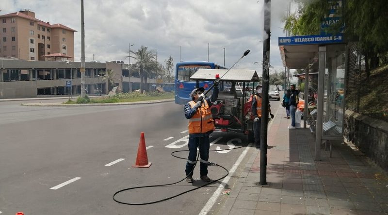 Candidatos serán sancionados económicamente si utilizan el espacio público de mala forma con campañas políticas. Foto: Cortesía Municipio de Quito