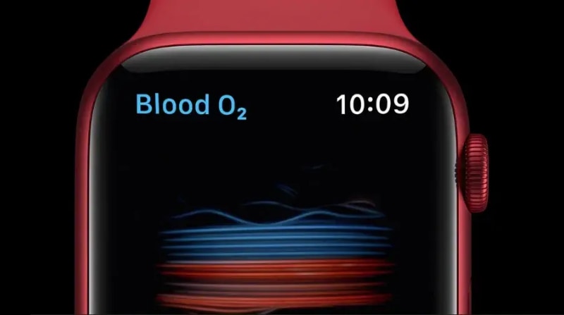 La ventaja del Apple Watch respecto a la herramienta sanitaria radica en que se puede realizar el seguimiento desde casa, y que al tratarse de un reloj, se puede llevar todo el día en la muñeca, en lugar de enganchado en el dedo, lo que facilita un seguimiento más continuado. Foto: Apple