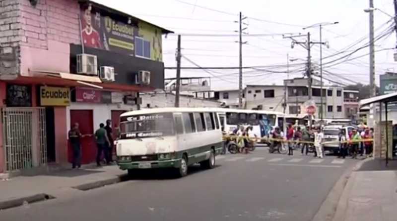 El conductor de un bus fue asesinado en Guayaquil. Foto: Internet