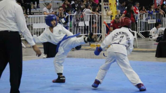 Nicolás Carrera obtuvo medalla de oro en la categoría combate, durante la Copa del Mundo Taekwondo ITF, en Argentina. Foto: Cortesía