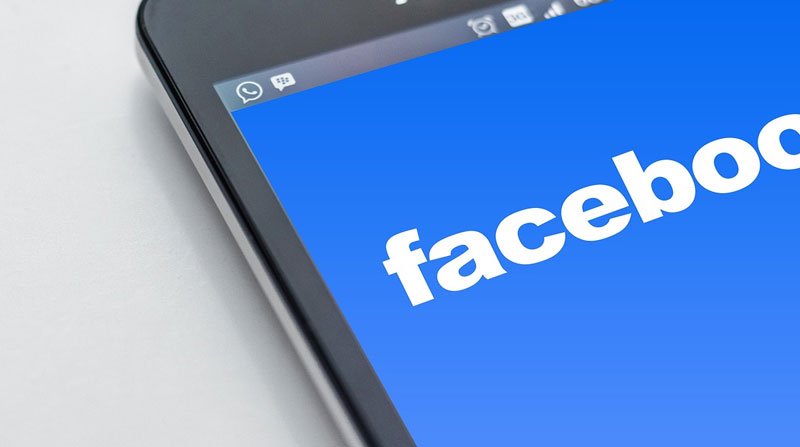 La mayoría de reportes de los usuarios de redes sociales señalaron los inconvenientes con Facebook. También notaron fallas para acceder a Instagram y WhatsApp. Foto: Pixabay