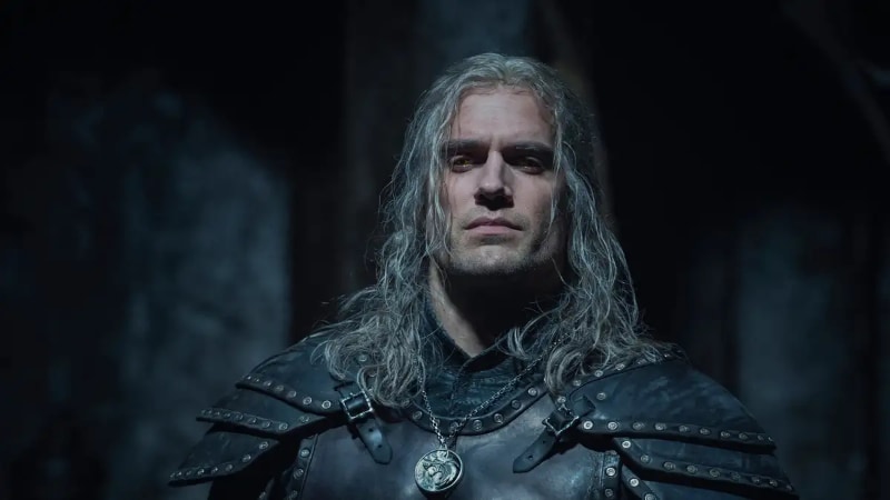 El actor Henry Cavill confirmó que dejará su papel de Geralt de Rivia, el cazador de monstruos que protagoniza en 'The Witcher', serie de Netflix. Foto: Captura