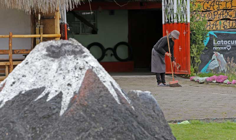 María Manuela Mayitaxi vive en el barrio Ticatilin, un poblado ubicado en la cara sur del volcán Cotopaxi. Foto: Julio Estrella / EL COMERCIO