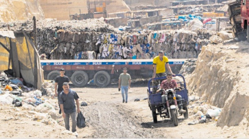 En el barrio Mokattam, conocido también como Ciudad Basura, se procesan 5 000 toneladas de basura al día. Foto: EFE.