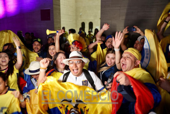 hinchas ecuatorianos realizaron un banderazo en Doha a un día del debut de Ecuador en el Mundial Qatar 2022. Foto: Diego Pallero/El Comercio