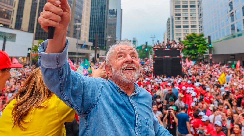 Lula da Silva fue presidente de Brasil por el Partido de los Trabajadores (PT) en el periodo de 2003 y 2010. Foto: Twitter @LulaOficial
