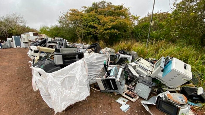 El material fue recolectado en el Centro de Reciclaje del GAD de Santa Cruz. Foto: Ministerio del Ambiente