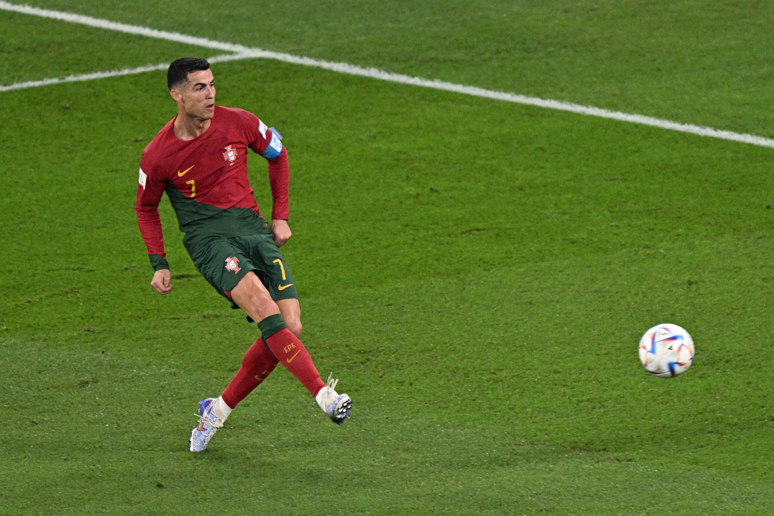 Cristiano Ronaldo anotó un gol en el debut de Portugal en el Mundial Qatar 2022. Foto: Xinhua.