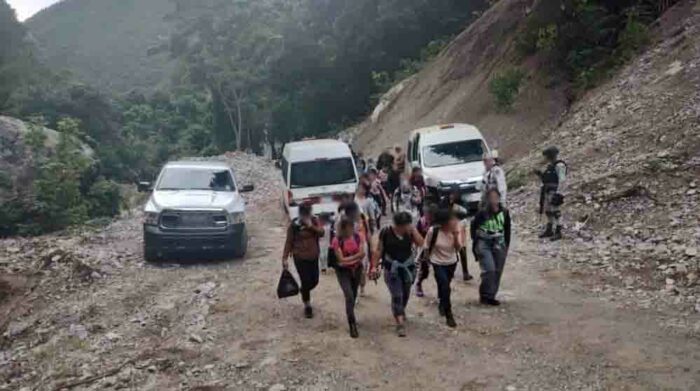 Imagen referencial. En 2021, cerca de 100 000 ecuatorianos fueron detenidos tras intentar entrar de manera irregular a Estados Unidos, de acuerdo a los registros de la Oficina de Aduanas y Protección Fronteriza. Foto: Twitter