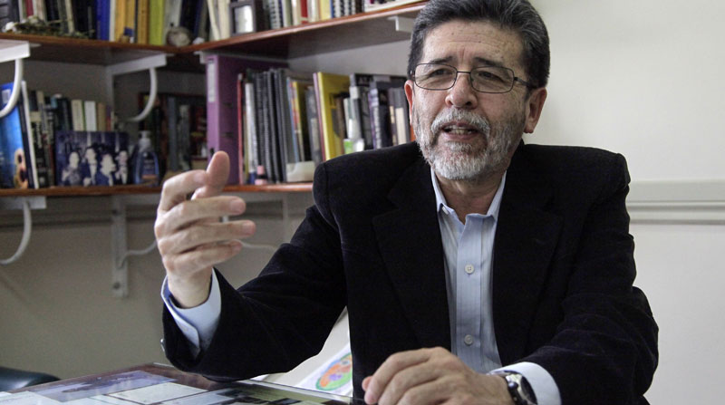 Jaime Costales es psicólogo, sociólogo y catedrático de la Universidad San Francisco de Quito. Foto: Patricio Terán/ EL COMERCIO