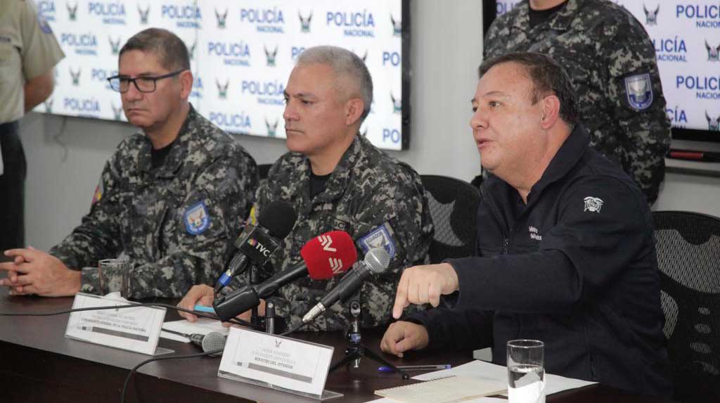 Juan Zapata, ministro del Interior, señaló que los ataques con explosivos registrados en Guayaquil responden a las acciones de control por parte de las autoridades. Foto: EL COMERCIO
