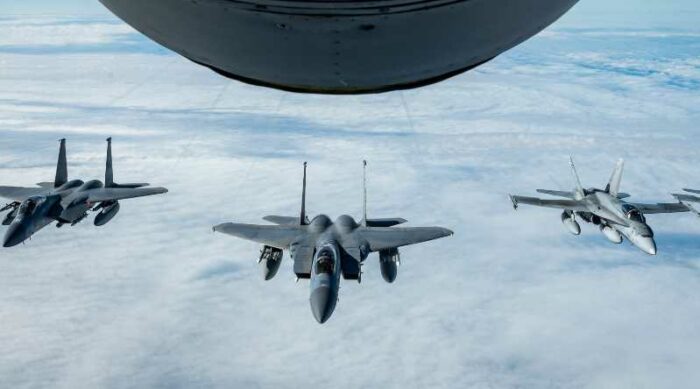 Imagen referencial. Dos aviones se impactaron en el aire, en EE.UU. Foto: Facebook United States Air Force