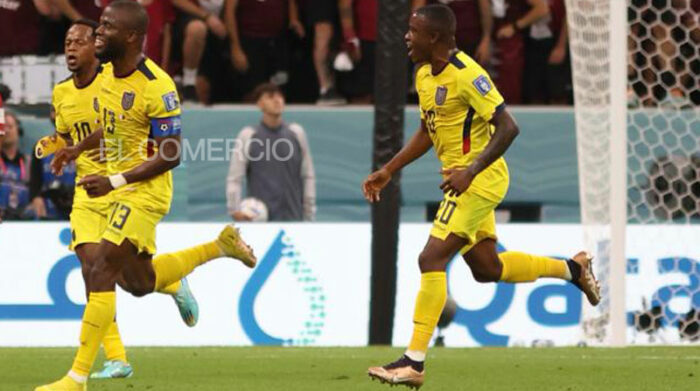 Jugadores de Ecuador festejan un gol ante Qatar en el Mundial Qatar 2022. El siguiente rival de la Selección será Países Bajos. Foto: Diego Pallero / EL COMERCIO