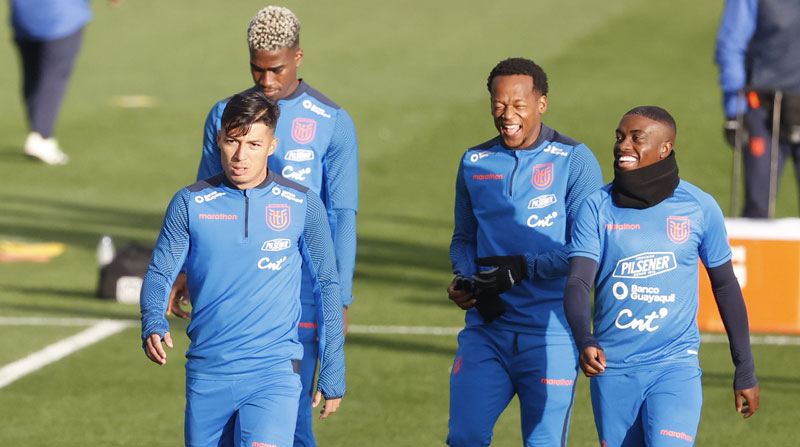 Jugadores de Ecuador durante una práctica en Madrid, España, antes del Mundial Qatar 2022. ¿Qué jugadores de la Tri están en el álbum del Mundial? Foto: EFE