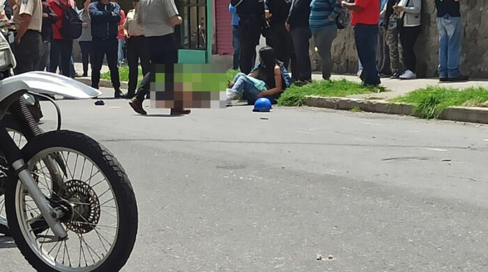 De acuerdo con el parte policial del incidente, ambas personas quedaron heridas, luego del linchamiento en ese sector del norte de Quito. Foto: Cortesía