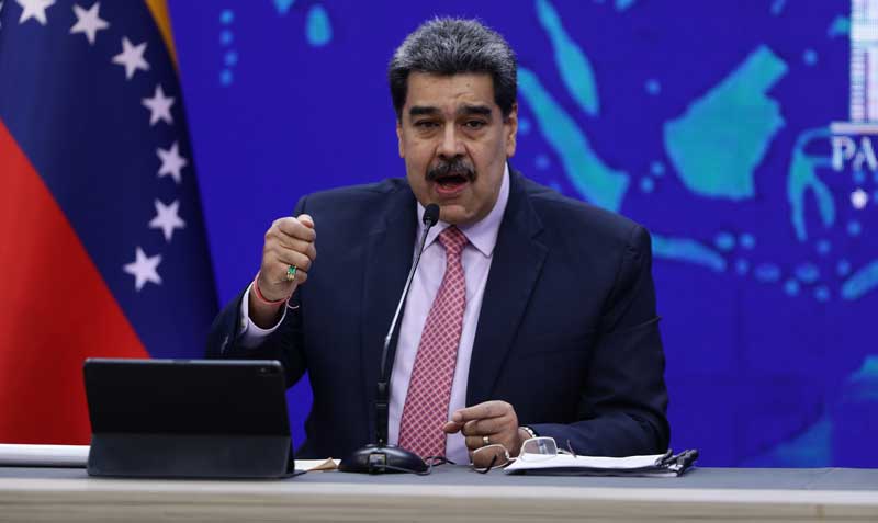 Nicolás Maduro explicó que la Cancillería ha estado trabajando sobre un eventual regreso al Sistema. Foto: EFE