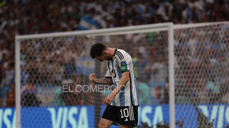 Lionel Messi, jugador de Argentina festeja un gol ante México. El futbolista fue amenazado por el boxeador Saúl Canelo Álvarez. Foto: Diego Pallero / EL COMERCIO