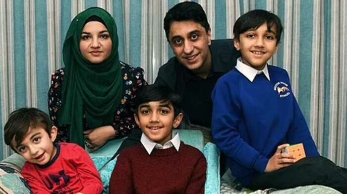 Un niño musulmán británico, Brainy Yusuf Shah,(c) junto a su familia. Foto: Internet