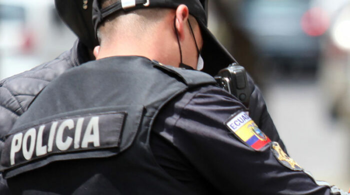 Imagen referencial. Agentes de la Policía detuvieron al agente sospechoso de intento de violación. Foto: Archivo/ EL COMERCIO
