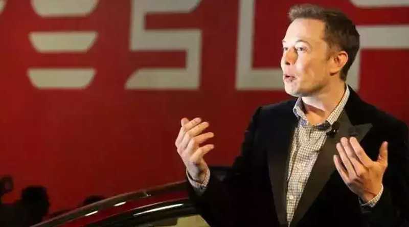 Elon Musk vendió el pasado 4 de noviembre 19,5 millones de acciones de Tesla. Foto: Internet