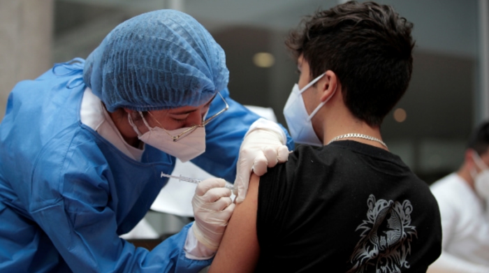 El Ministerio de Salud informó cuáles son los puntos de vacunación que se encuentran habilitados. En Quito, durante este 26 de noviembre de 2022 estarán abiertos 49 sitios para la inmunización. Foto: Archivo / EL COMERCIO