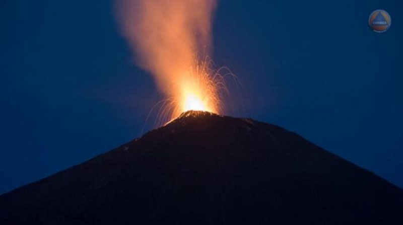 Luego de un sismo registrado en Guatemala, el volcán de Fuego erupcionó. Foto: Cortesía