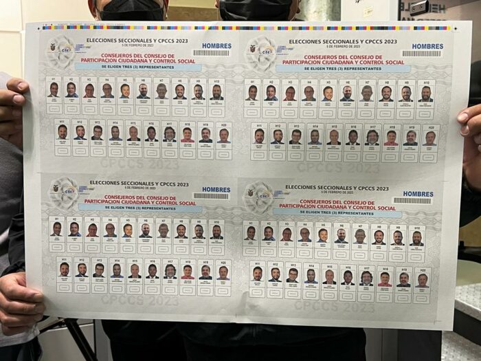 Las papeletas electorales comienzan a ser impresas en el CNE. Foto: Patricio Terán / EL COMERCIO.