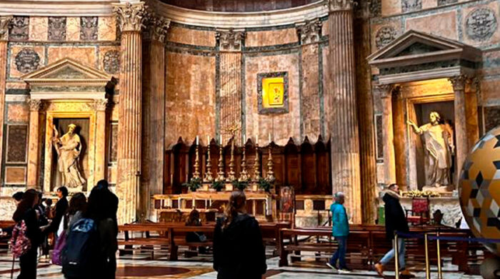 En el Panteón descansan los restos de ilustres italianos. Foto: Giovanny Astudillo / EL COMERCIO