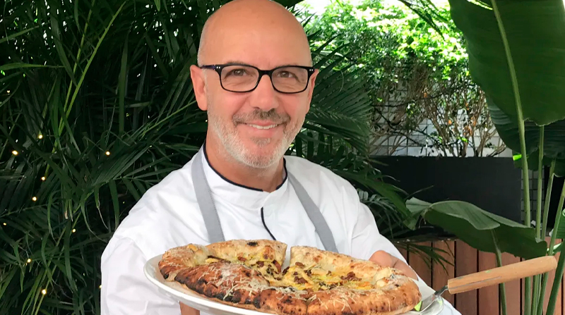 El especialista ibérico en la preparación del tradicional platillo italiano destaca la importancia que tienen los detalles a la hora de su cocción. Foto: EFE