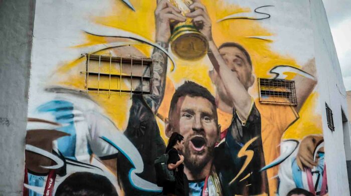 Lionel Messi, capitán del seleccionado argentino campeón del mundo en Qatar 2022, fue declarado ciudadano ilustre de la localidad de Funes. Foto: EFE