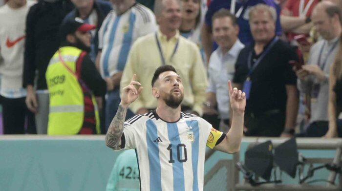 Lionel Messi habla de su último partido en un encuentro mundial de fútbol. Foto: EFE