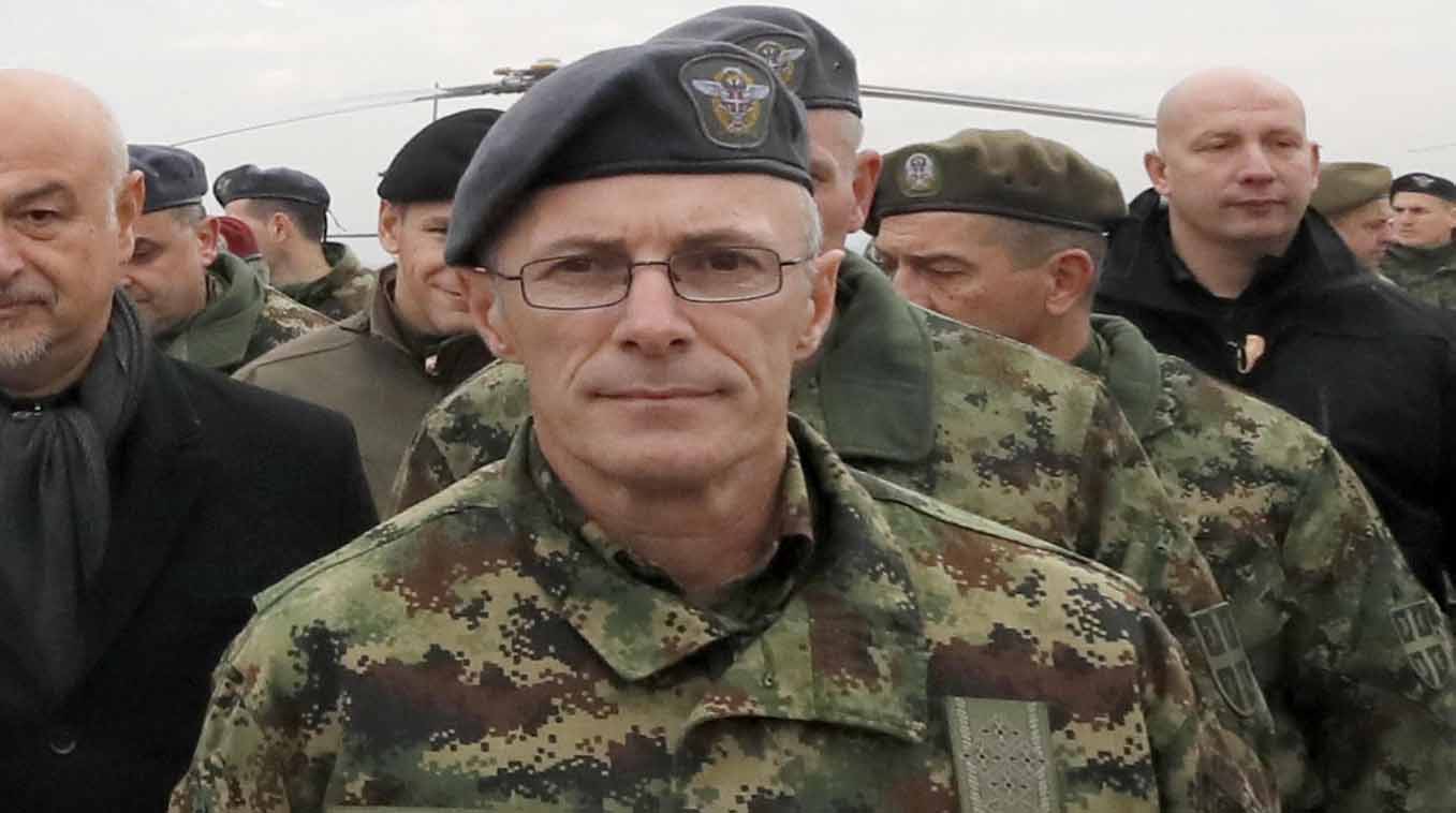 El general Mojsilovic viajó a Raska, cerca de la frontera con Kosovo, tras mantener una reunión de urgencia con el presidente serbio, Aleksandar Vucic. Foto: EFE