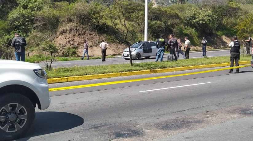 La Fiscalía emprendió una investigación sobre el asesinato del Director de la cárcel de El Inca, en Quito. Foto: Twitter Fiscalía.