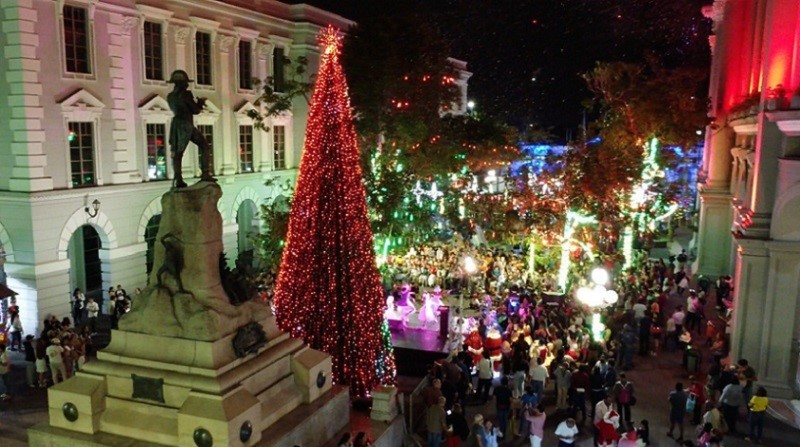 Luces navideñas en Guayaquil