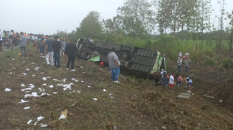 Siniestro de tránsito vía Guayaquil-El Triunfo