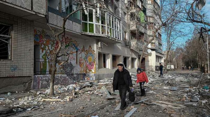Cerca de 18 000 civiles han sido afectados desde el inicio de la invasión rusa a Ucrania. Foto: EFE