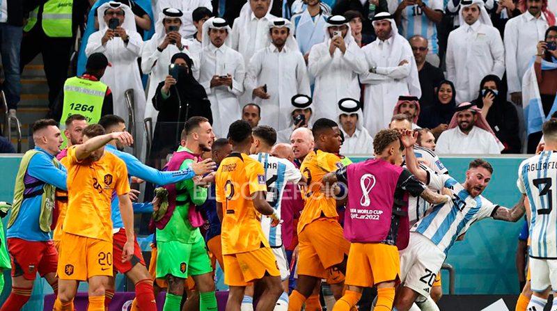 Los jugadores de Argentina y Países Bajos tuvieron varios encontrones durante el partido. Foto: Diego Pallero / EL COMERCIO