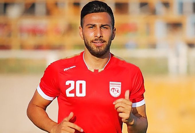 Amir Nasr-Azadani, futbolista iraníes apresado en Irán. Foto: Twitter @FIFPRO.