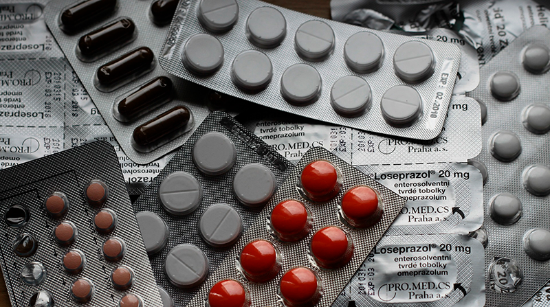 Imagen referencial. Con medidas cautelares los pacientes con enfermedades raras buscan la entrega de medicamentos. Foto: Pixabay